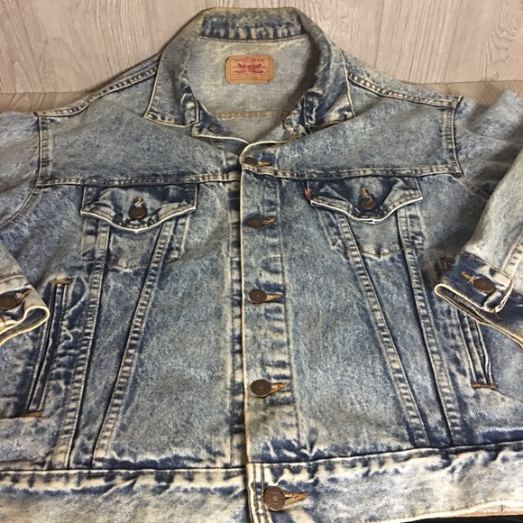 Vintage Levi’s 80s Denim Acid Wash Jacket - Picture 2 of 11